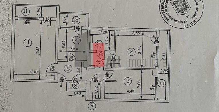 Trei camere vizavi de parcul Plumbuita.