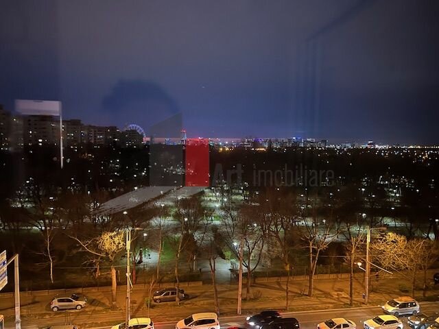 Trei camere vizavi de parcul Plumbuita.